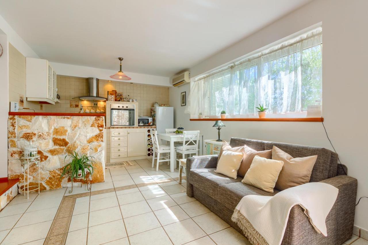 Apartments Meri Trogir Exterior photo
